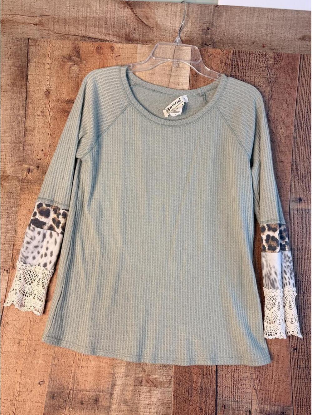 Three Bird Nest Sage Thermal Top S Boho Leopard Lace Free People Western